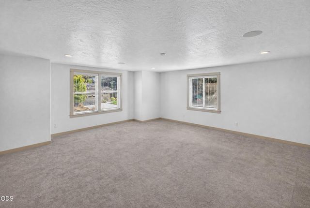 1806 NE Coby Way, Bend, OR 97701