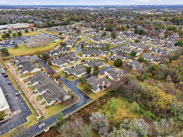 8312 E 84th Place S, Tulsa, OK 74133