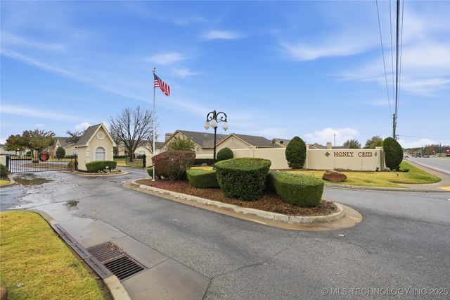 8312 E 84th Place S, Tulsa, OK 74133