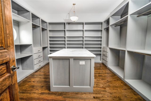 2629 Whispering Oaks Cove, Cedar Hill, TX 75104