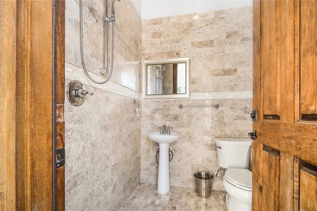 2629 Whispering Oaks Cove, Cedar Hill, TX 75104