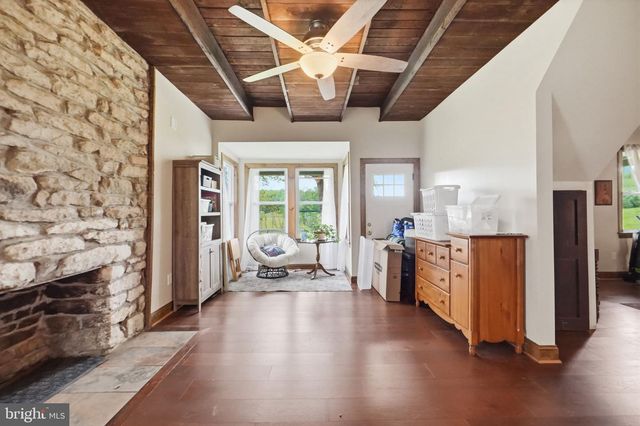 15371 SHEADS MOUNTAIN RD, Rixeyville, VA 22737