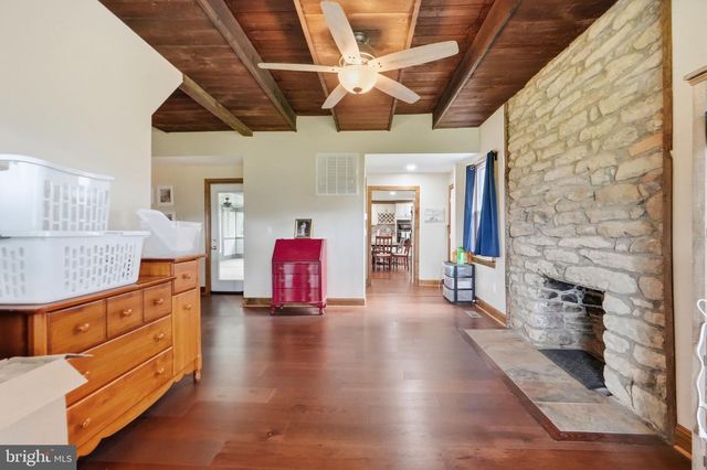 15371 SHEADS MOUNTAIN RD, Rixeyville, VA 22737