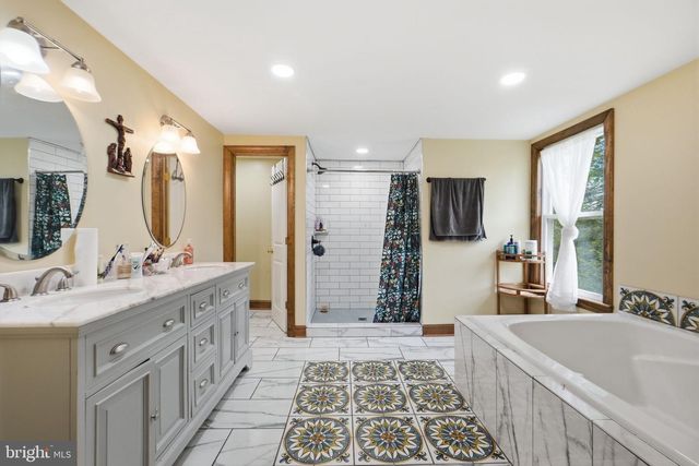 15371 SHEADS MOUNTAIN RD, Rixeyville, VA 22737