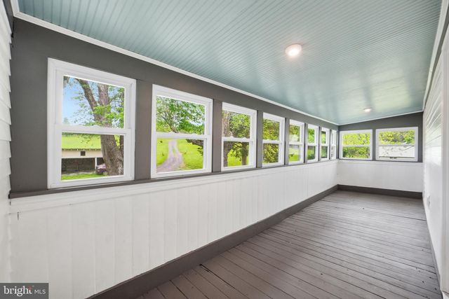 15371 SHEADS MOUNTAIN RD, Rixeyville, VA 22737