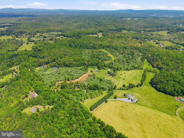 15371 SHEADS MOUNTAIN RD, Rixeyville, VA 22737