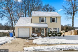 19 QUAIL HOLLOW DR, Westampton, NJ 08060