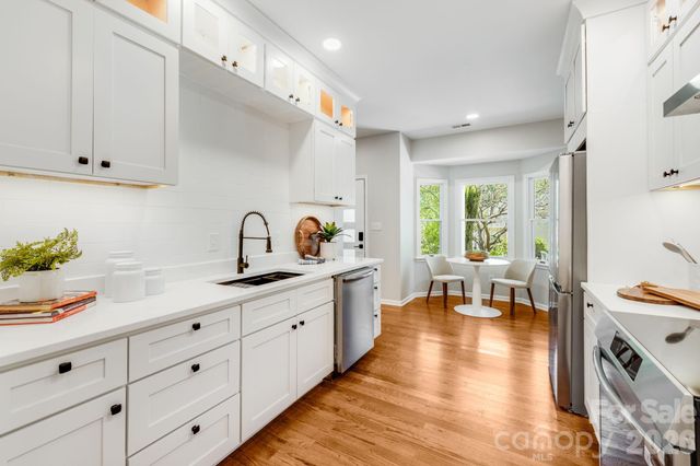 132 Fox Cross Drive, Brevard, NC 28712