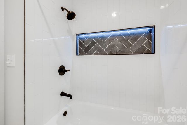 132 Fox Cross Drive, Brevard, NC 28712