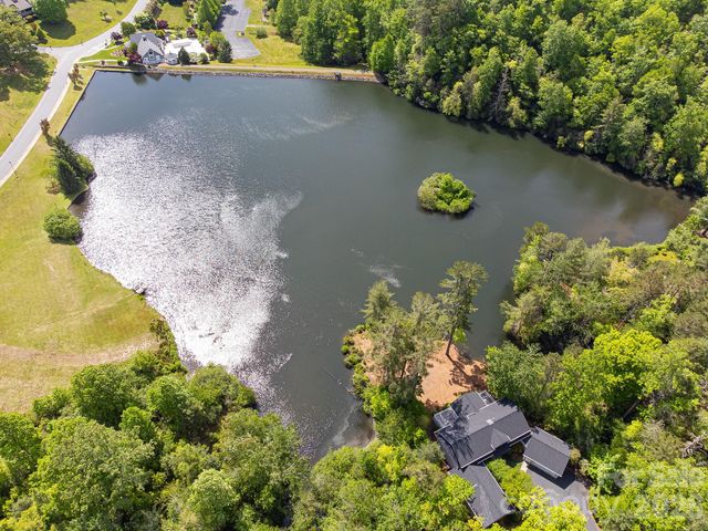 132 Fox Cross Drive, Brevard, NC 28712