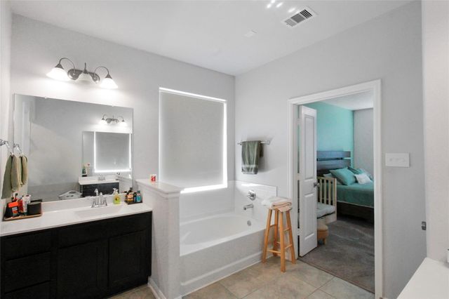 419 Alaska Cedar Drive, Crosby, TX 77532