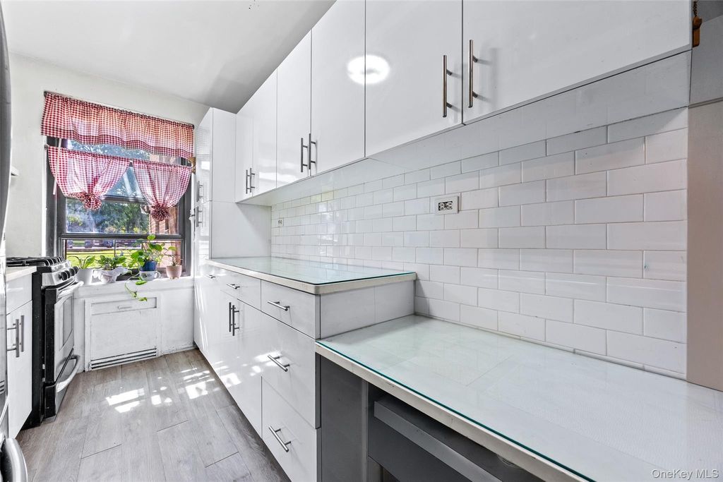 211-02 73rd Avenue 1H, Bayside, NY 11364 — photo 5