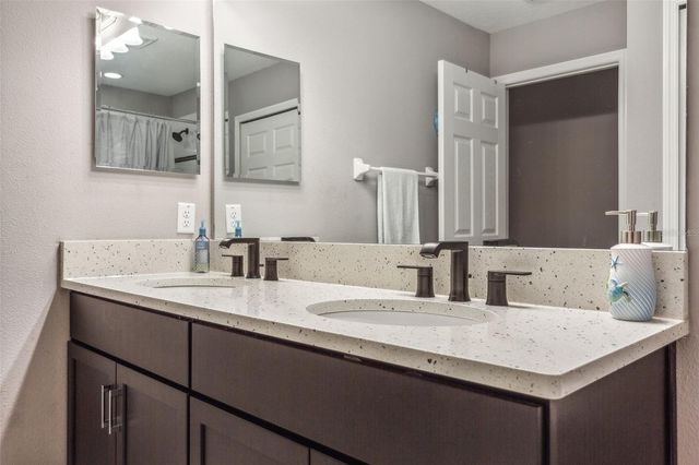 29922 SOUTHWELL LANE, Wesley Chapel, FL 33543