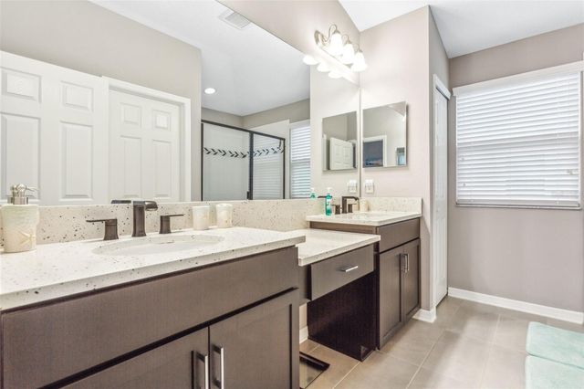 29922 SOUTHWELL LANE, Wesley Chapel, FL 33543