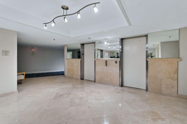 1300 S Highway A1a 320, Jupiter, FL 33477