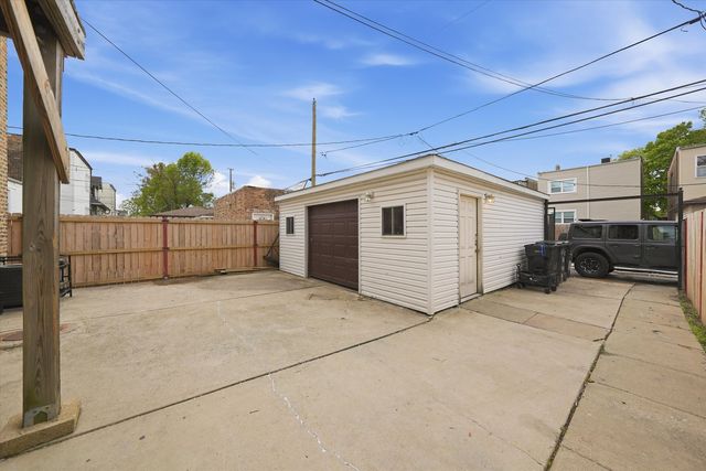 6416 S Campbell Avenue, Chicago, IL 60629