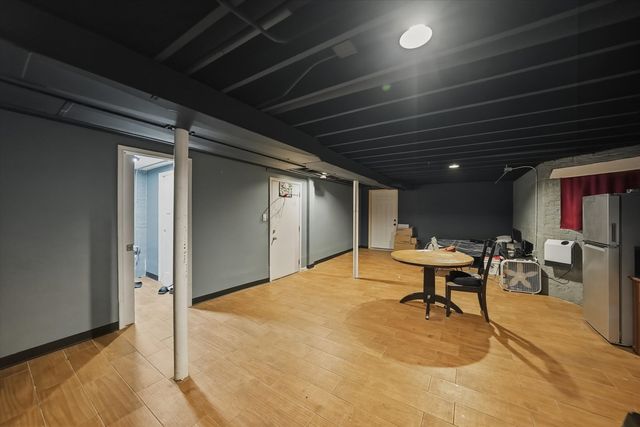 6416 S Campbell Avenue, Chicago, IL 60629