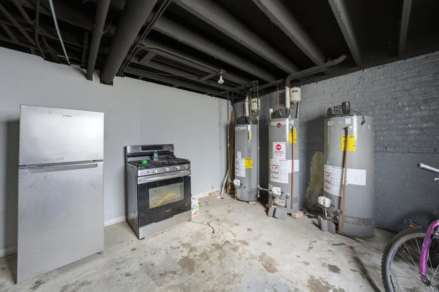 6416 S Campbell Avenue, Chicago, IL 60629