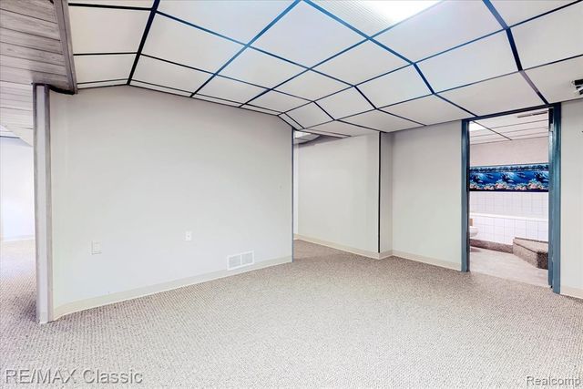9039 Lake E Road 45, Clarkston, MI 48348