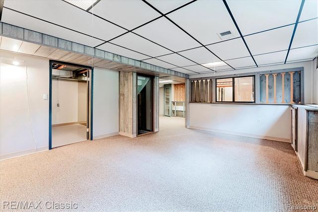 9039 Lake E Road 45, Clarkston, MI 48348