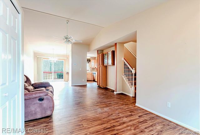 9039 Lake E Road 45, Clarkston, MI 48348