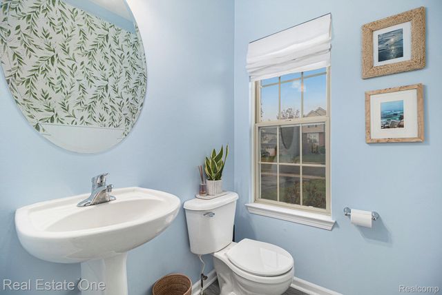 3180 Waldon Ridge Drive, Orion Charter Township, MI 48359