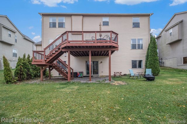 3180 Waldon Ridge Drive, Orion Charter Township, MI 48359