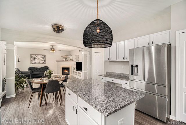 3180 Waldon Ridge Drive, Orion Charter Township, MI 48359