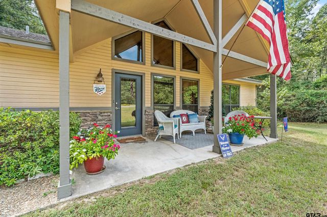 231 WINDING TRAIL, Holly Lake Ranch, TX 75765