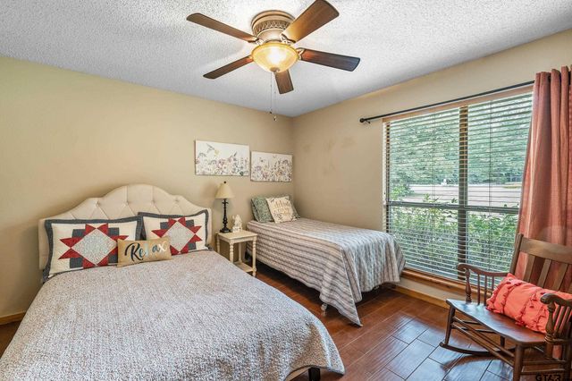 231 WINDING TRAIL, Holly Lake Ranch, TX 75765