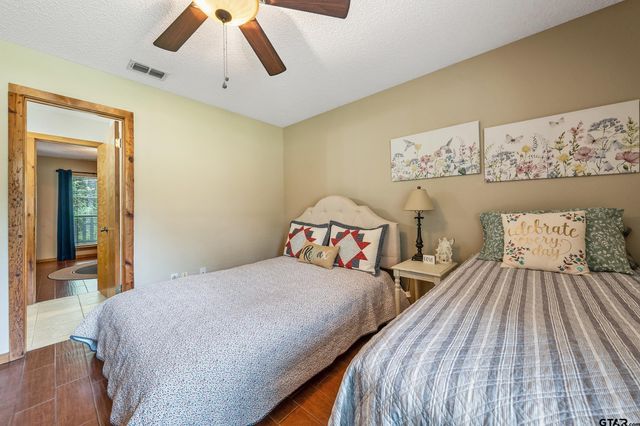 231 WINDING TRAIL, Holly Lake Ranch, TX 75765