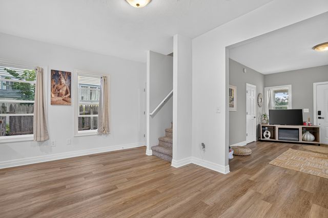 637 Leonard Street Ne, City Of Grand Rapids, MI 49503