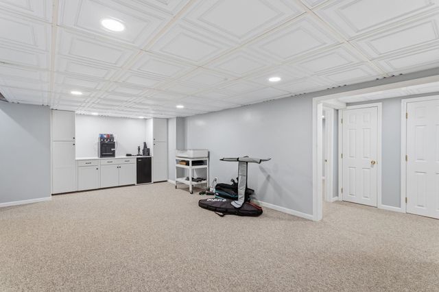 1 Bartlett Road, Stratham, NH 03885