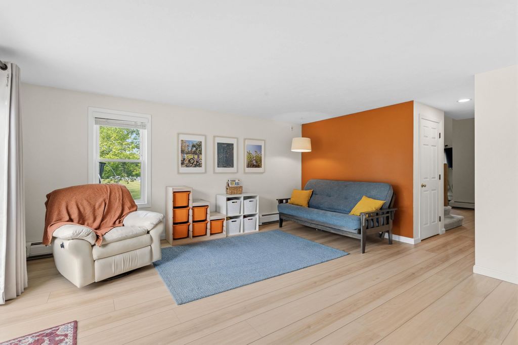 Image 11 of property listing at 1 Bartlett Road, Stratham, NH 03885