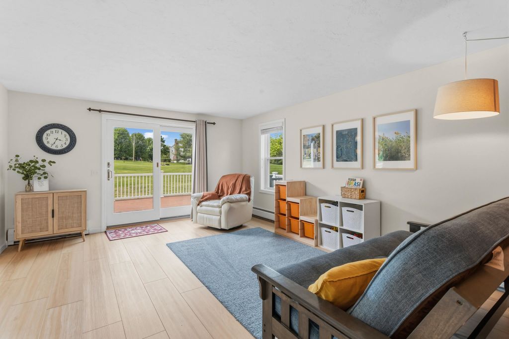 Image 10 of property listing at 1 Bartlett Road, Stratham, NH 03885