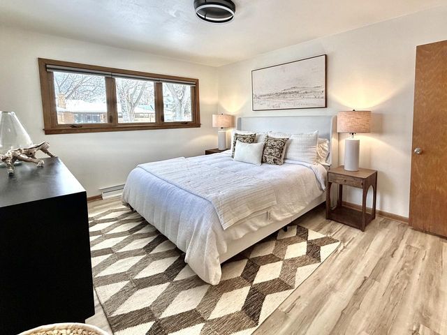 3121 N 105th STREET, Wauwatosa, WI 53222