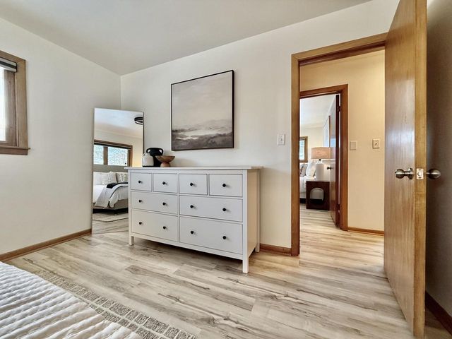 3121 N 105th STREET, Wauwatosa, WI 53222