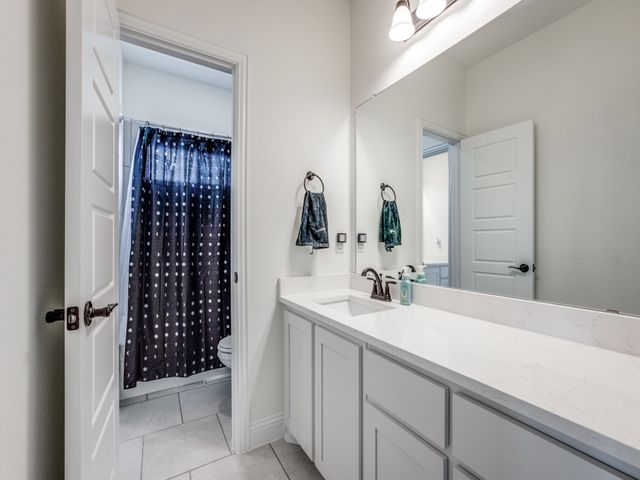 1819 Limestone Lane, Van Alstyne, TX 75495