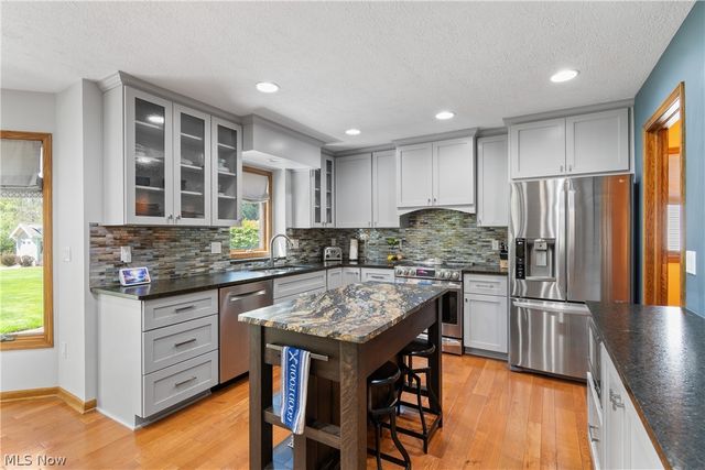 6807 Grant Drive, Westfield Center, OH 44251