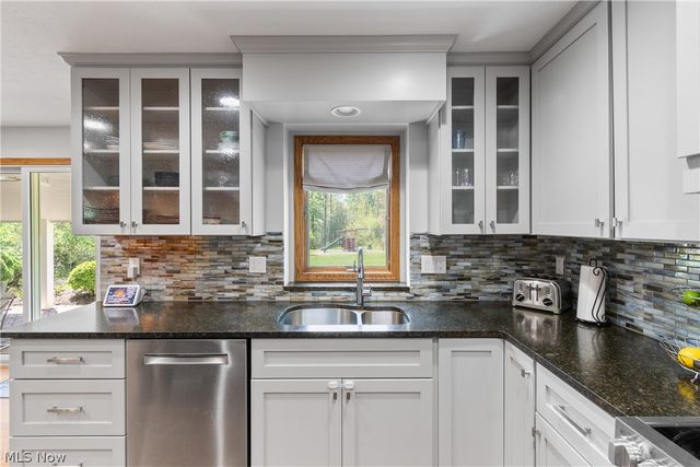 6807 Grant Drive, Westfield Center, OH 44251