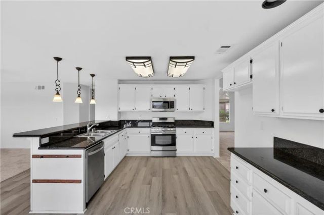 3611 San Mateo, Corona, CA 92882