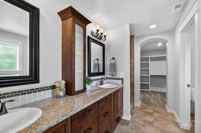 2979 E Ragusa, Meridian, ID 83642