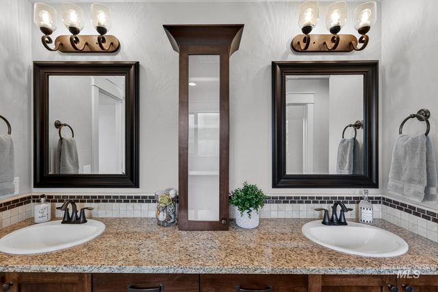 2979 E Ragusa, Meridian, ID 83642