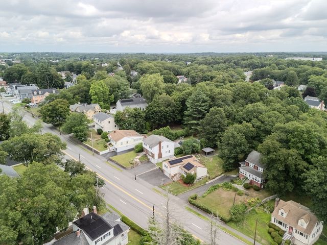 566 Main St, Stoneham, MA 02180