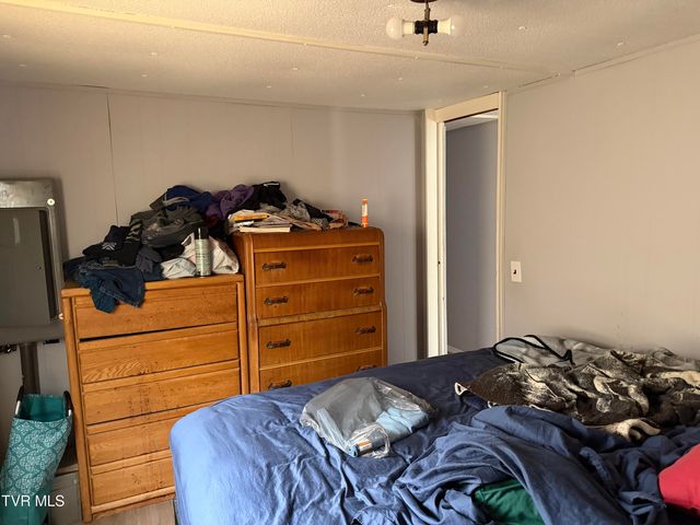 155 West Central, Bristol, TN 37620
