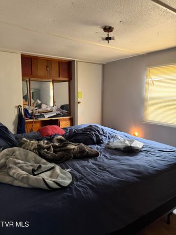 155 West Central, Bristol, TN 37620