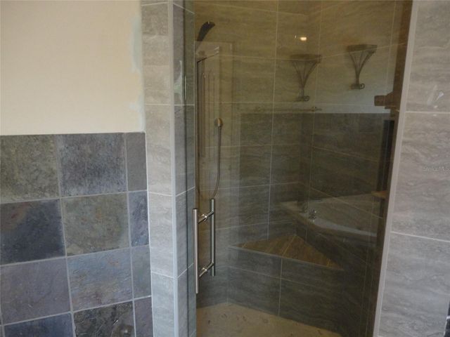 1112 NW 58TH TERRACE, Gainesville, FL 32605