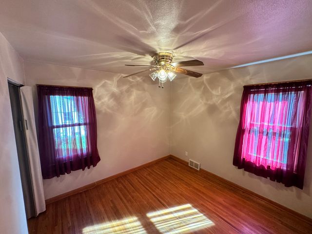 782 Howard Street N, Saint Paul, MN 55119