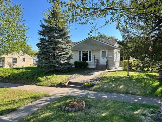 782 Howard Street N, Saint Paul, MN 55119