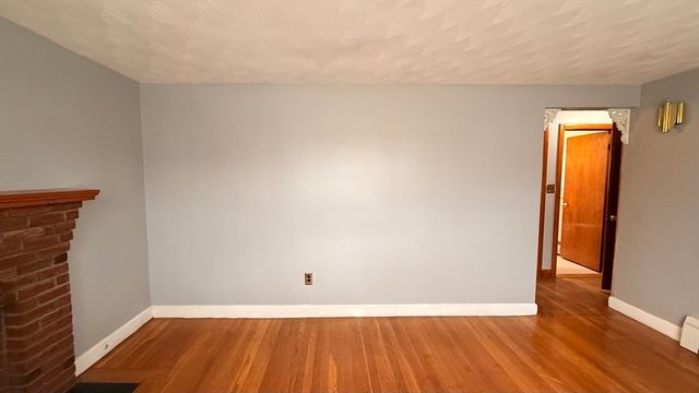 27 Ralwood Rd, Boston, MA 02136